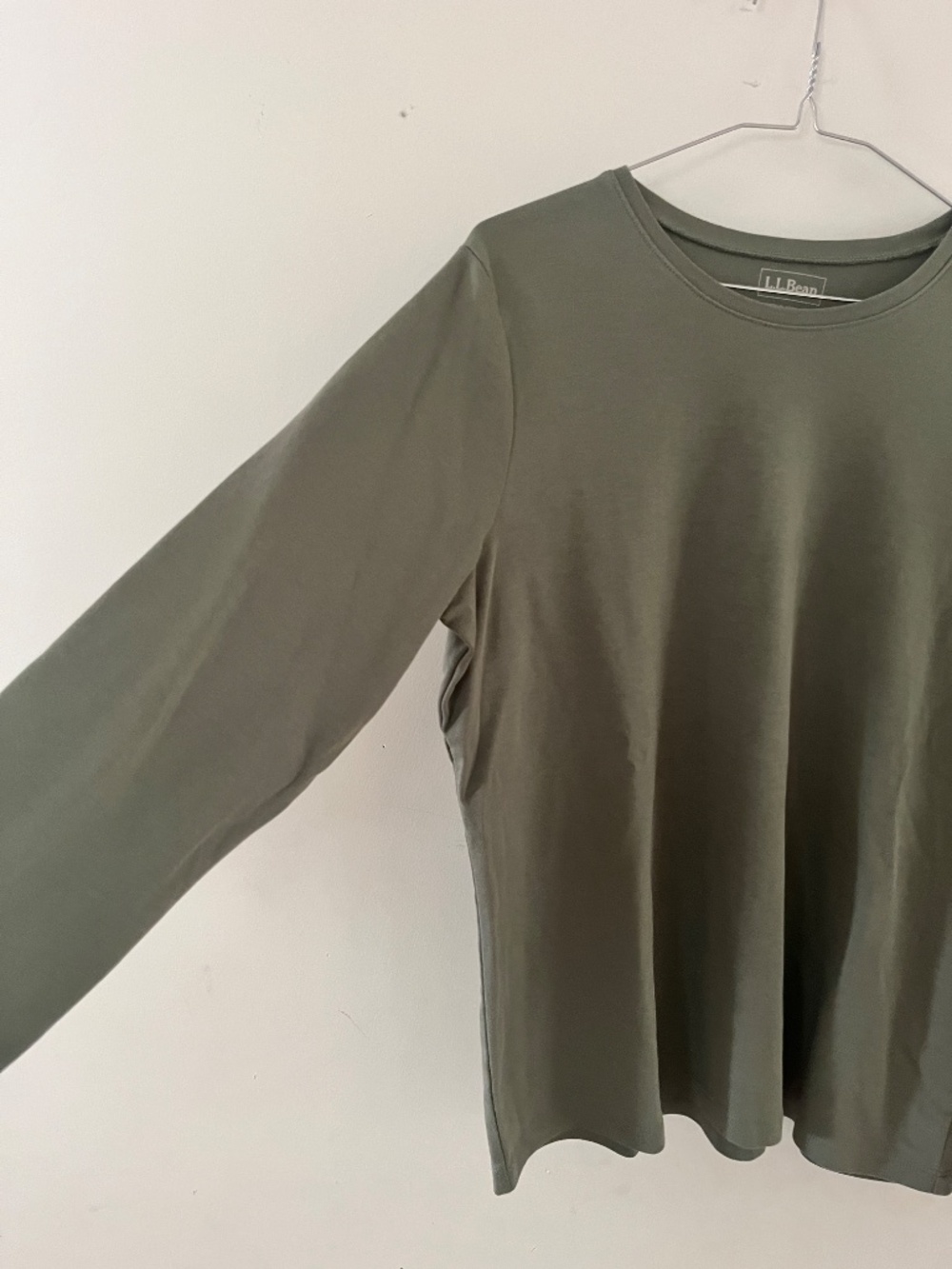 LLBean long sleeve cotton t-shirt, like new! - Picture 2 of 6